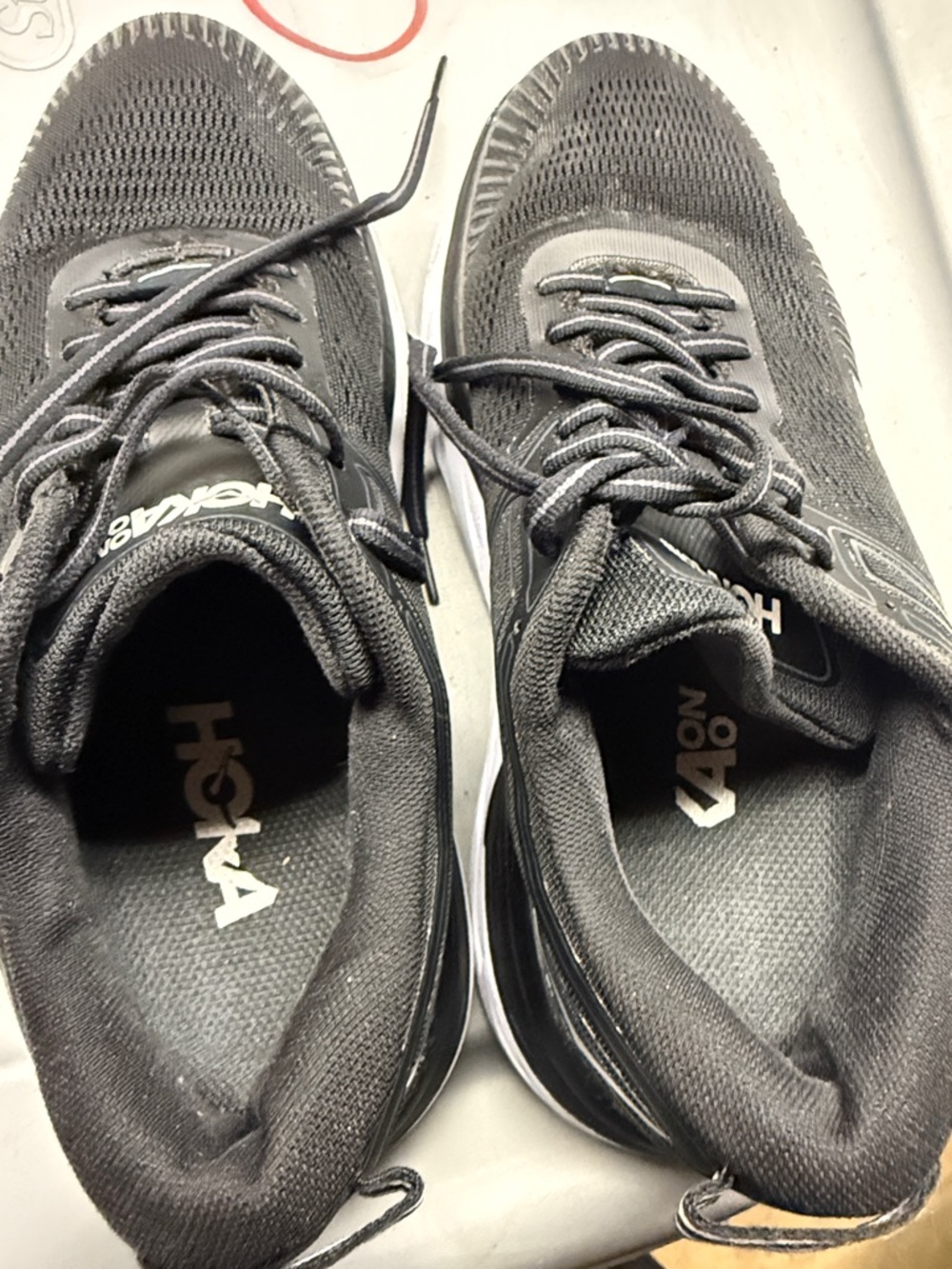 Hoka Bondi 7 Men's Running Shoes in Black and White size 8.5 - Picture 3 of 8